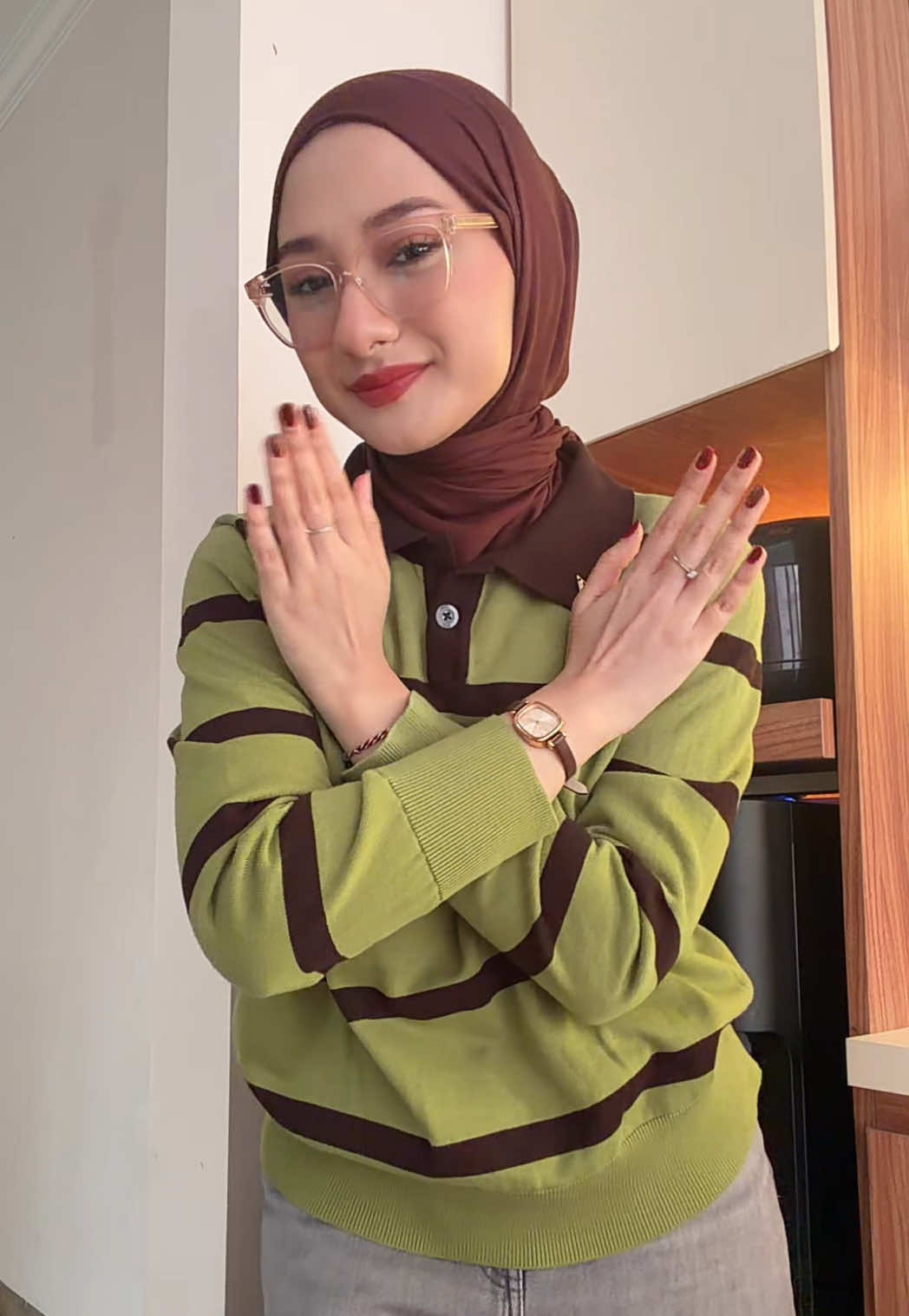 dubai chewy cookies outfit 