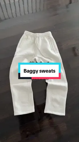 Perfect fall sweats #evellyhootd #sweats 