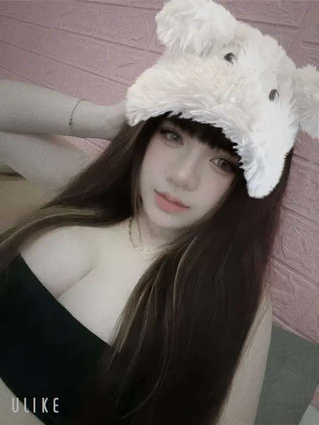 Viên mãn là tìm được người mình thương, Vừa vặn là lúc nào người ta cũng thương mình. Ta chạy theo những phù phiếm suốt cuộc đời, đến sau cùng cũng chỉ cần người cho ta sự bình yên.🤍#xhh #tancham #fyp 