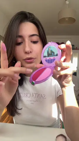 J’avais peur des couleurs mais j’adore le resultat !!!? Vrm great job @martinecosmetics les textures et la pigmentation sont top !! PS : je fais gagner un compoudrier sur mon compte ! #crashtest #totallyspies #martinecosmeticsxtotallyspies #martinecosmetics 