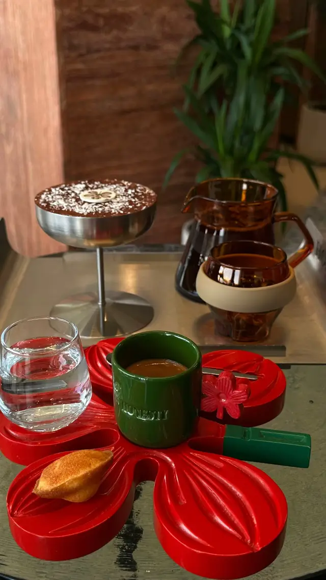 Coffee | HONESTY🌺 @HONESTY  #كوفيهات_الرياض #جديد_الرياض #vibes #fyp #explore 
