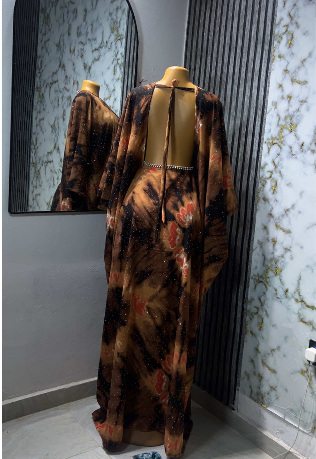 May our hardwork be crown with success  #behindthescenes #growingbusiness #tomafashion #readytowearinibadan #viralvideo 