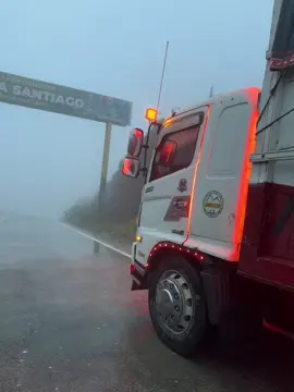 #🚛✨❤️‍🩹#camionero #choferes #cuenca_ecuador🇪🇨❤ #hino500 