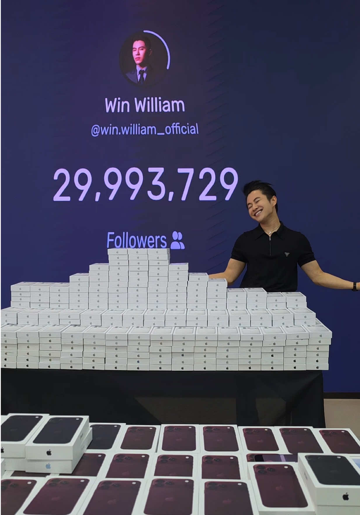 Follow please ……….iPhone 18 #winwilliam #วินวิลเลี่ยม 