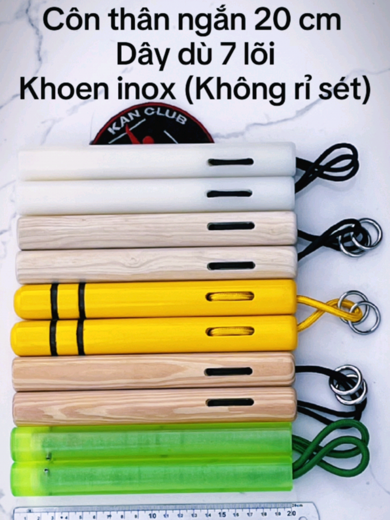 Côn thân ngắn 20 cm  . Khoen inox (K rỉ sét), hàn chắc chắn (K bén tay) . Dây dù leo núi 7 lõi (Bền dai) . Gia công sắc nét. Đầu bo tròn (K cấn tay khi dùng) . Đuôi côn vát cạnh bén (Hạn chế chấn thương) (Gỗ Bạch lạp, nhựa đặc, gỗ Thông) #kanclub côn silicon