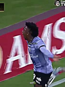O MARACANÃ VIROU UM CALDEIRÃO! 🔥🏟️ A Nação empurrou o Flamengo até a semifinal da Libertadores, mesmo com o time jogando com um jogador a menos. O Del Valle sentiu a pressão! E aí, torcedor: essa foi uma das maiores festas da Nação? 👀🔴⚫ #Flamengo #NaçãoRubroNegra #Libertadores #Maracanã #Mengão