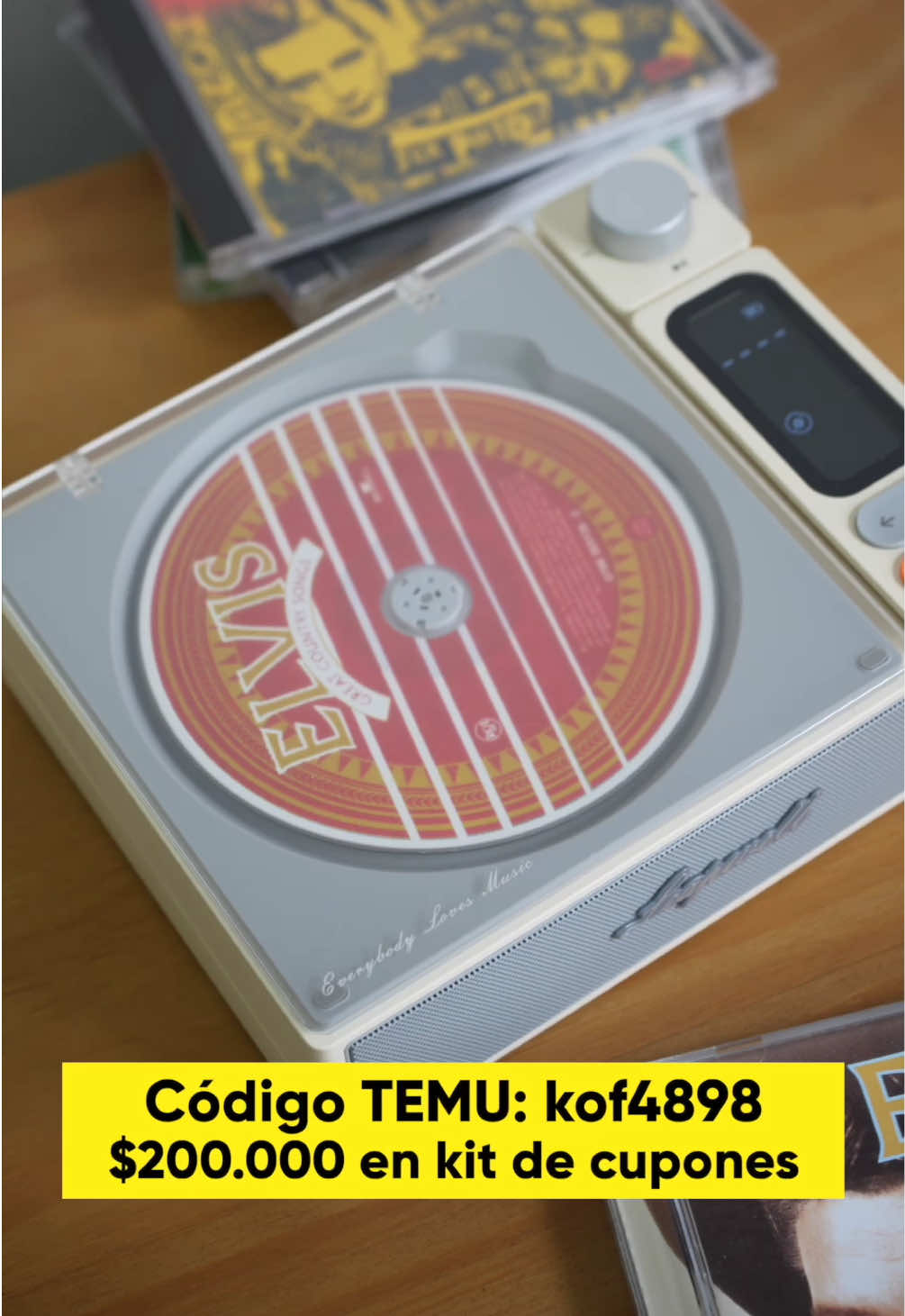 ¿Qué CD escucharías? Yo lo compré para reencontrarme con mis discos favoritos de GreenDay y Los Fabulosos Cadillacs. Está buenisimo! 🔍códig0: kof4898 en buscador de #temu para obtener un paquete de cupones de ARS$200,000 y 🔗 en mi bi0. Actividad en la app. Límite: 1 por usuario. Paquete de varios cupones. No acumulables entre sí ni con otras promociones de nuevos usuarios. Aplican T&C. #temufinds #temucodes #hualdetemu #trending