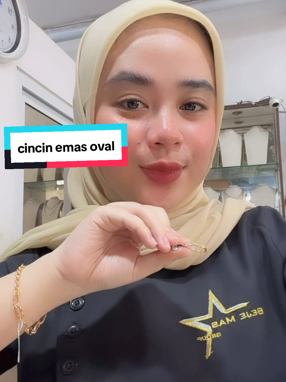 Cincin oval mata putih variasi baru dan terbatas, kadae 16k 700 ready stok ya #bejemas #perhiasanemas #cincinemas 