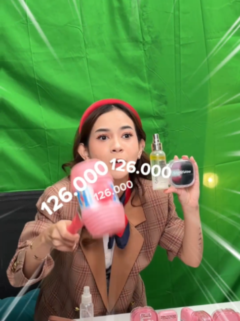 ❤️WOWWW DAPET 126RIBU BAWA PULANG 2PCS GLOW CUSHION!! SEPCIAL AUCTION DAY 2PCS GLOW CUSHION CUMA 126RIBU AJA!! SATUANNYA CUMA 63RIBU!! BISA DIPAKE 60 HARI ARTINYA SEHARI CUMA MODAL 1000 AJA!!! BURUAN JPIN LIVE SEKARANG!! #Glowing #makeupkorea #makeup #promo #sale #cushionviral #cushion #hargapromo #glad2glow #letsglowtogether #g2g #glad2glow #fyp #cucigudang #lelang #fyppppppppppppppppppppppp