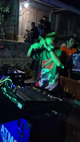 sam puguh pusat cla kabupaten😜@IDBX Comeback @WR TEAM | OFFICIAL @LJA AUDIO 