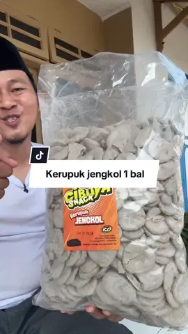Udh jarang bgt ada Kerupuk jengkol original gurih. Enak renyah ada rasa pedas jg Kerupuk jengkol 1 ball . Kerupuk jengkol 500 gr.  #kerupuk #kerupukjengkol #kerupukjengkol1bal #kerupuk1bal  