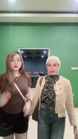 Dimna mana adik memang selalu lebih tinggi👀@Dhea indri #fyp 