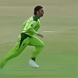 Shoib Akhtar Best Bouncer In cricket History 🥵😱🎧.. #fyp #growmyaccount #unfreezemyaccount #viewsproblem #unitedstates 