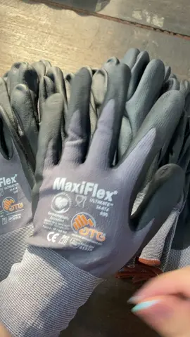 12 Pairs Maxiflex gloves -12 Pairs WorkGloves #maxiflex #gloves #workgloves #constructionlife #handprotection