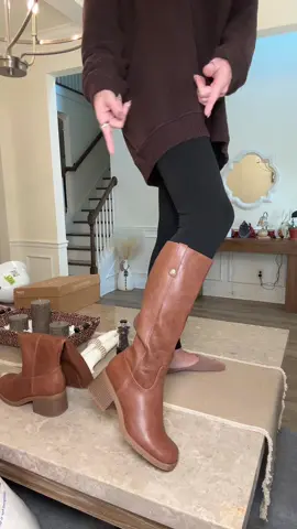Fall fashion boots that are incredibly comfortable! I could walk miles in these. @Dr. Scholl’s Shoes #drscholls #fallfashion #fallboots #boots #fashioninspo 
