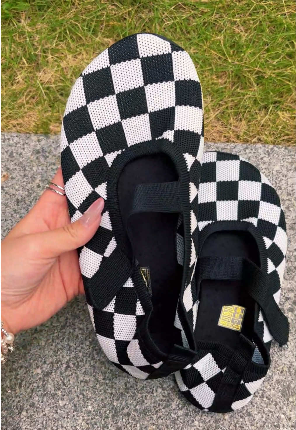 #barefootshoes #maryjanes #balletflats #checkered 