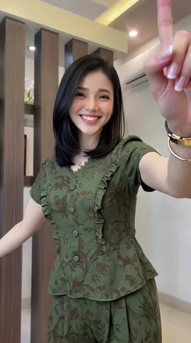simpel, cuantik, buruan deh keburu habis #setelanoutfit #setelanwanita #ootdwanita #ootdfashion #trendtiktok 
