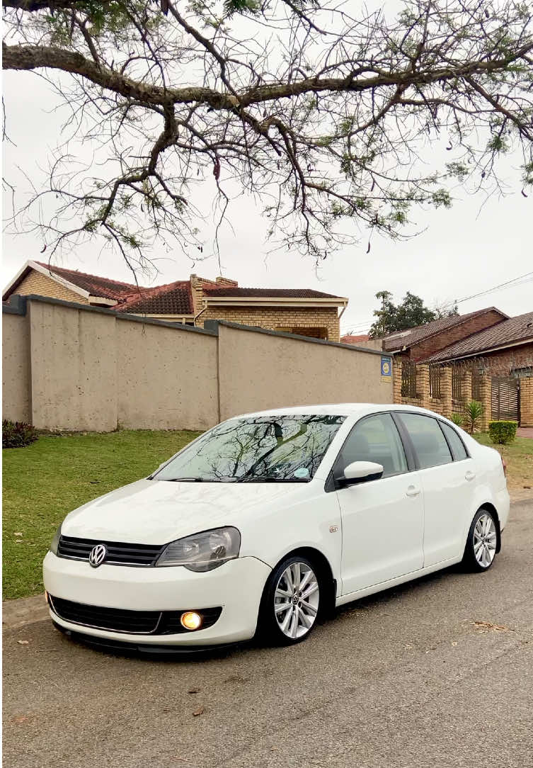 Clear Window Szn 😮‍💨 #stancenation #polovivo #staticlifestyle #polosedan #carsoftiktok 