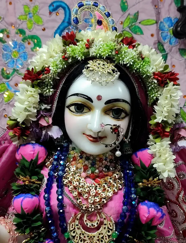 Tomorrow is Sri Radhashtami. 🌸💗 Let today’s darshan prepare our hearts for the auspicious celebration of Srimati Radharani. Hare Krishna! 🙏 #iskcon #harekrishna #krishna #bhakti #fyp 