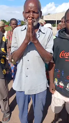 “Nếu có chúng sinh nào nghe danh hiệu của ta là A DI ĐÀ PHẬT phát tâm dứt bỏ các điều ác, làm các điều lành, rồi đem các công đức ấy hồi hướng để mong cầu sanh về thế giới Tây phương cực lạc, và tâm luôn tưởng niệm về ta, đến giờ phút hấp hối, sắp lâm chung khởi niệm đến 10 câu NAM MÔ A DI ĐÀ PHẬT, nếu ta và các Bồ tát không đến đưa tay tiếp dẫn người đó về nước Tây phương cực lạc, ta thề không làm Phật!”      (Ý nghĩa của Nguyện thứ 18 & 19 - Kinh Vô Lượng Thọ)                           🙏🙏🙏 “Niệm một câu NAM MÔ A DI Đ À PHẬT” diệt trừ được 80 ức kiếp tội !”      (Trích: Kinh Quán Vô Lượng Thọ) #phapmontinhdo #niemphat #adidaphat #nammoadidaphat #phatphapnhiemmau 