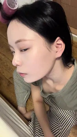 일카 무보정인데 피부 개 좋음 5일동안 로션?좀 듬뿍 발랏는데 조아졋음