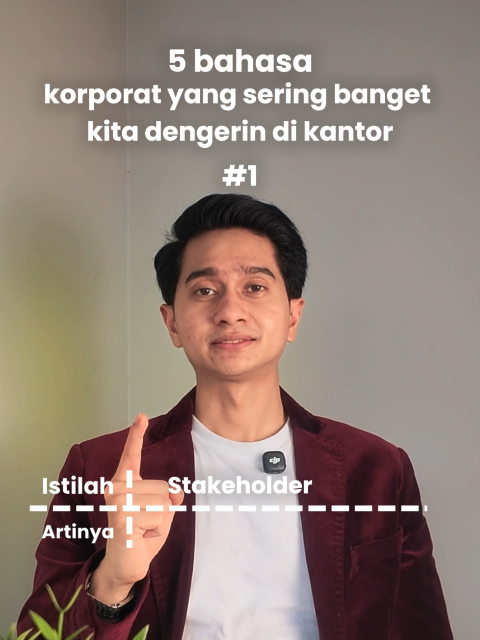 Pelajari istilah ini biar kamu nggak ngang-ngong pas meeting di kantor! Istilah apalagi yang biasanya kamu denger di kantor? Coba share di bawah, kita belajar bareng🔥 Ikuti kelas @speakersacademy.id untuk bantu kamu naik level lewat public speaking! #publicspeaking #tipskomunikasi #bahasakorporat #DuniaKerja