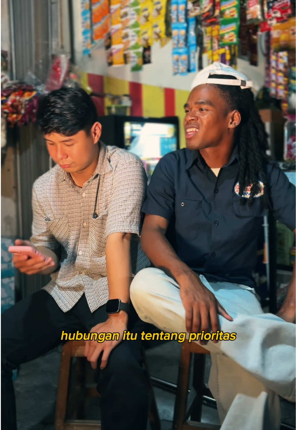disaat dia bilang sibuk, itu tandanya ada orang baru yang udah dia peluk. #BangBio #motivasi 