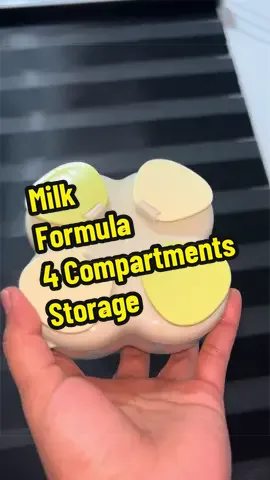 Recos! ‼️ Baby Formula 4 Seperate Compartments Very Handy! ✨#babyformula4seperatecompartments #babyformulastorage #travelfriendlymilkformulastorage 