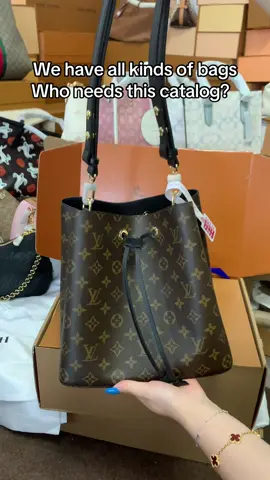 Ladies who like this bag Iet me know！#handbag #tiktokshop #luxurybag #lvbag #fyp 