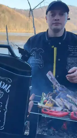 #outdoorcooking #foodreview 