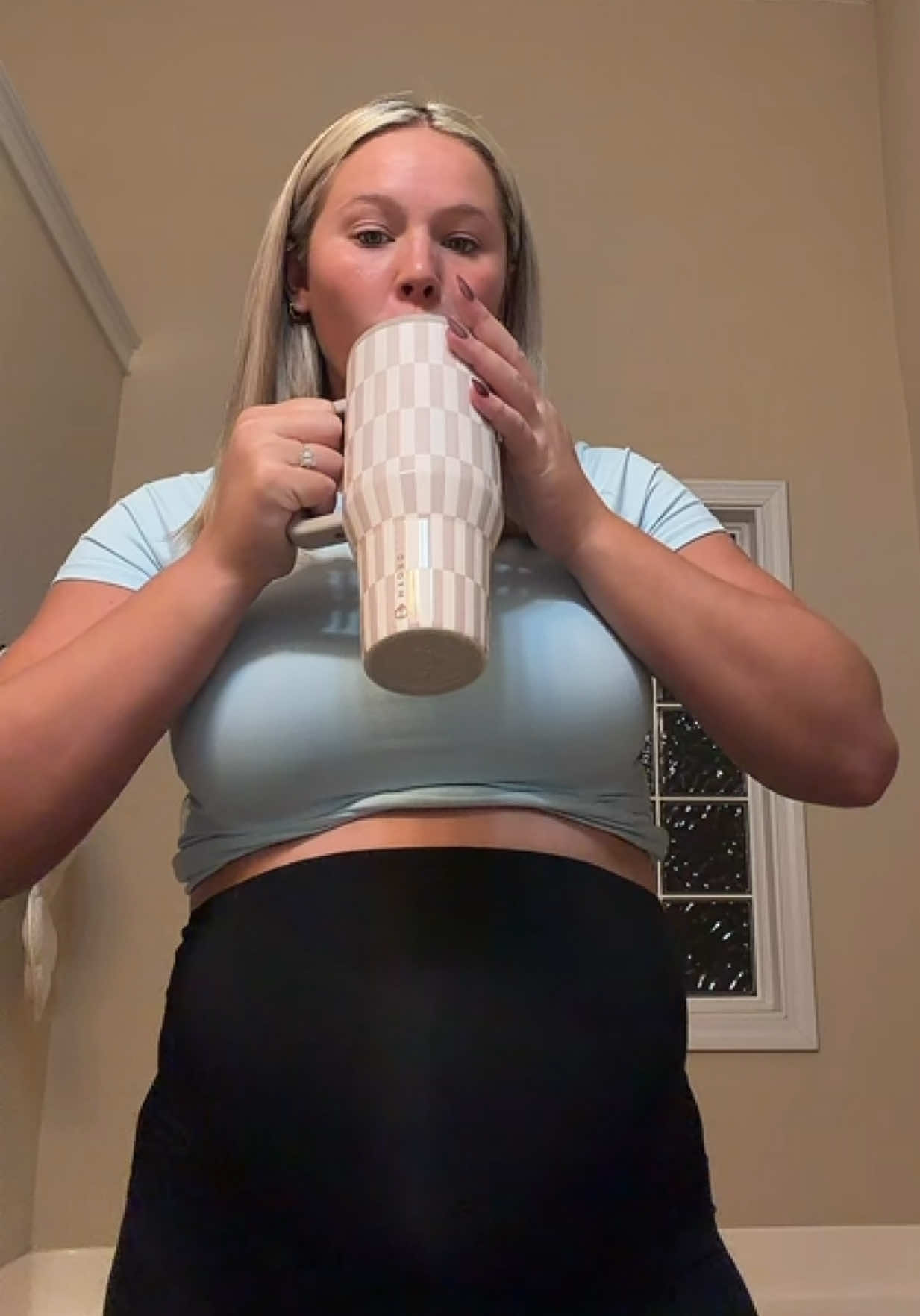 I normally stick with my dōTERRA face moisturizer but I’m out, but @medicube global is amazing!  #medicube #medicubeskincare #34weekspregnant #pregnancytiktok #pregnancyjourney 