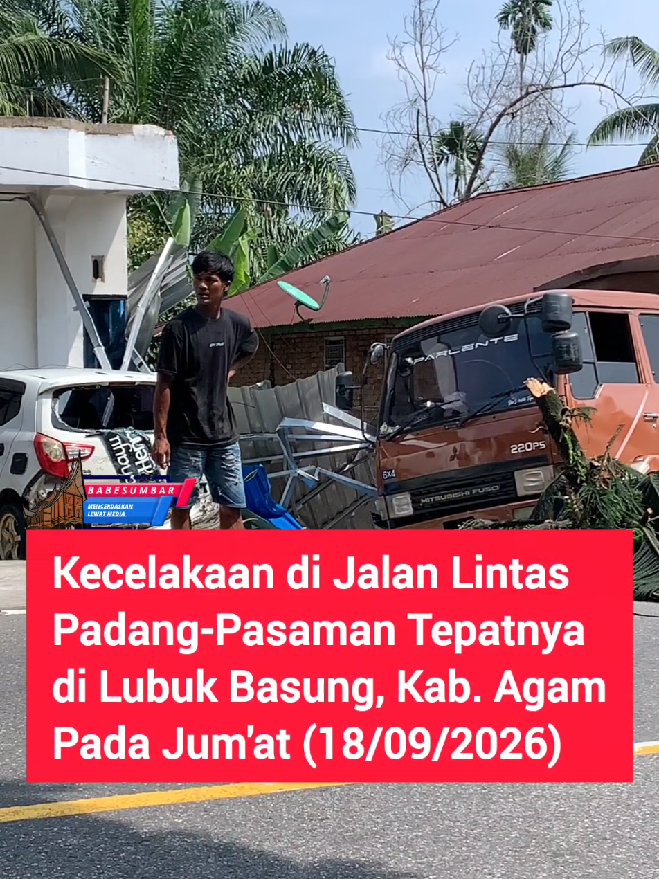 Kecelakaan di Jalan Lintas Padang-Pasaman tepatnya di Aia Dadok, Nagari Manggopoh, Kecamatan Lubuk Basung, Kabupaten Agam pada Jumat (18/9/2026) dinihari. Sebuah truk tangki menabrak rumah dan mobil yang terparkir. Saat ini penyebab kecelakaan masih dalam penyelidikan. 🎥 TikTok/simpanggudangoyi436 #lakalantas #Agam