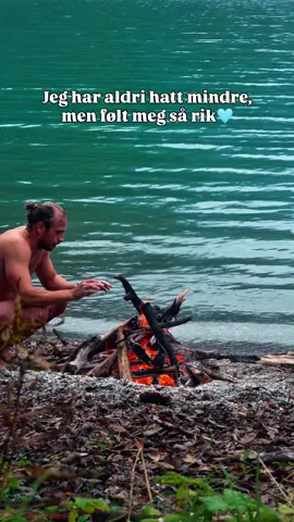 Vi har fått udelt ett liv, en mulighet Ikke all rikdom kan måles i penger. Husk det a. Ta vare❤️