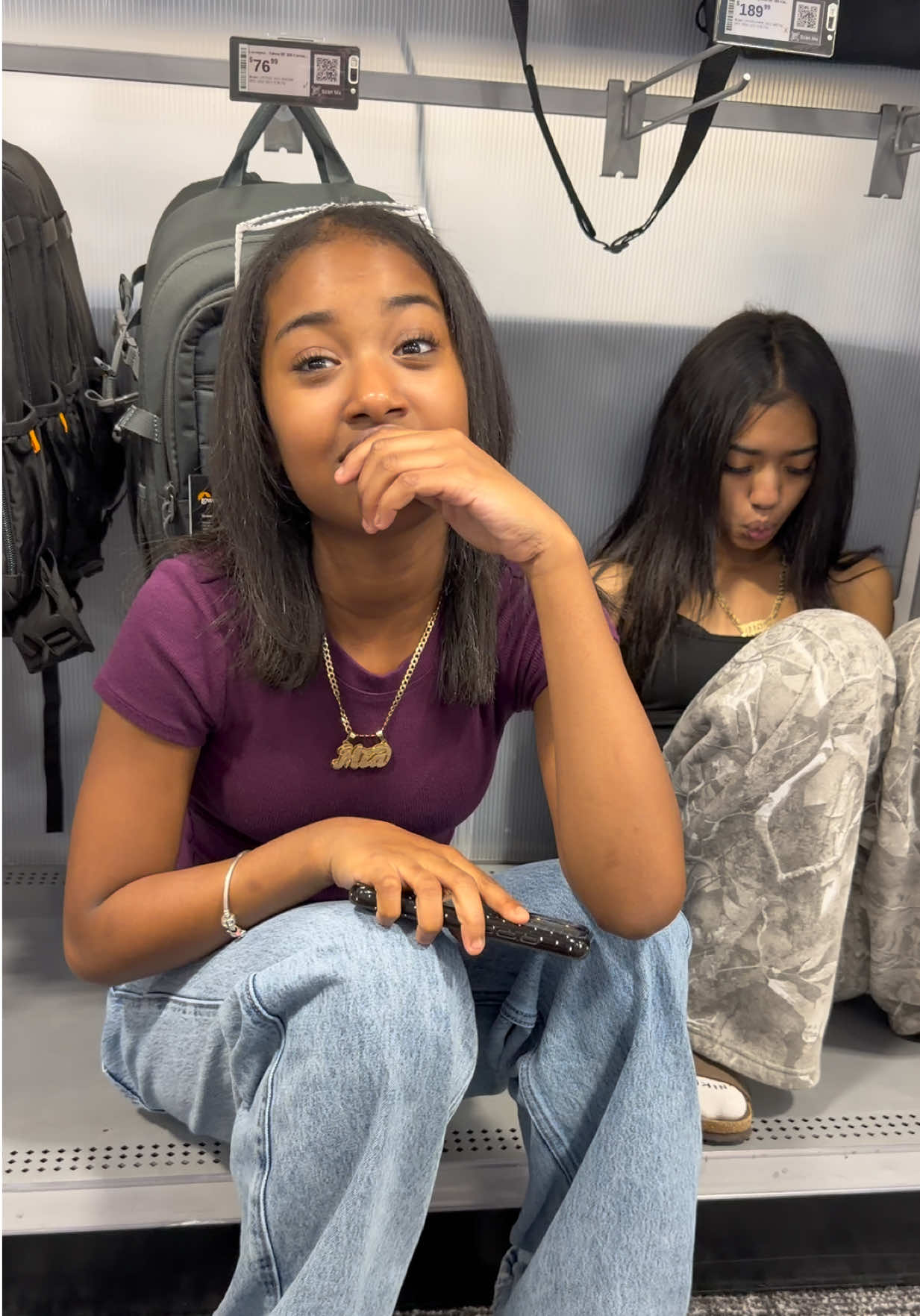 When you just got to the store but it feels like you been there for a while 🤣 @𝒶𝓁𝒾𝓎𝒶𝒽ꨄ︎  #vibes #goodenergy #miathebadkid1 #badkidaliyah 