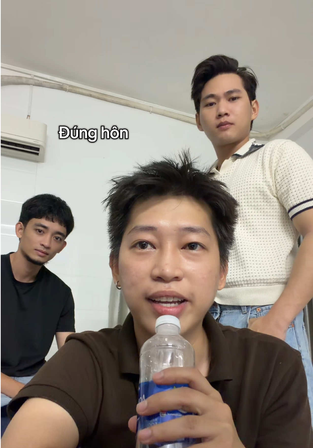 Đúng hôn @Long Baby @Bin Yet yah o ho 🎧 #maihoanggia #traidepbaniphone #boxstudio 