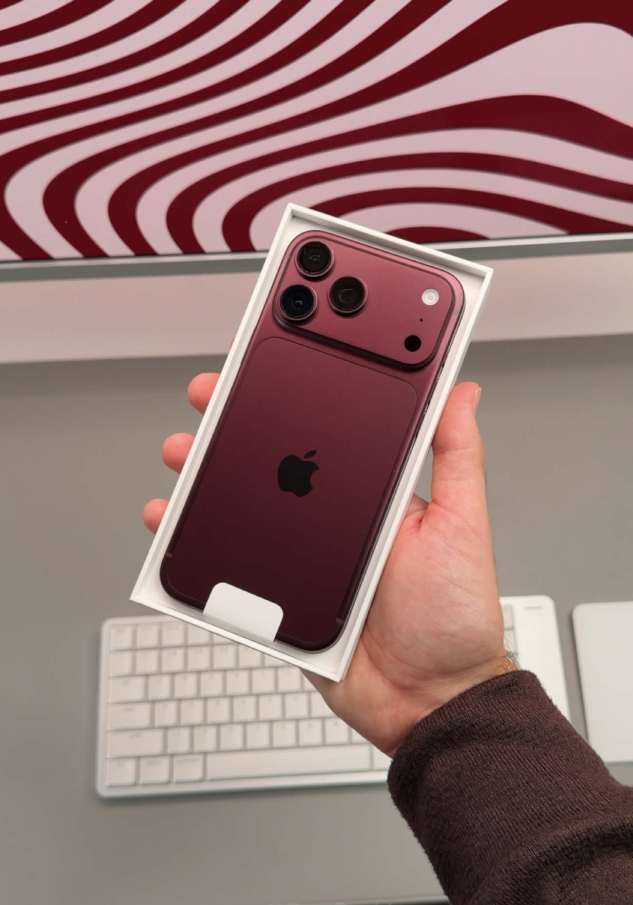 Unboxing the new iPhone 18 Pro Max in Burgundy ✨ This color looks amazing in person. #iPhone18ProMax #iPhone18Pro #Apple #Burgundy #Unboxing
