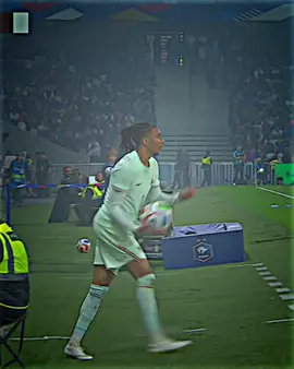 هل اوليسي أفضل من لامين يامال  ؟ 🤨 متابعه للحساب خلي نوصله 50k إخوتي  . 🫶🤍#الهم_صلي_على_محمد_وأل_محمد #الخليج_العربي_اردن_عمان_مصر_تونس_المغرب #كرة_القدم_عشق_لا_ينتهي👑💙 #standwithkashmir #creatorsearchinsights 