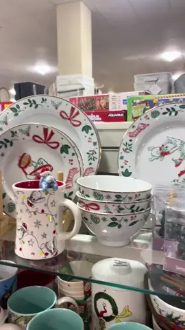 Link On My Bio To purchase our new Winnie the pooh kitchen collections ,Dm us on Whatsapp to place your order now #christmas #homegoods #bowls #winniethepooh #plates 
