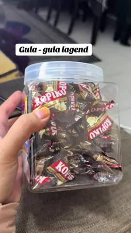 Gula-gula legend dari zaman dulu 😍☕️ Kopiko memang susah nak tolak! Sesuai letak dalam bekas, senang capai bila nak rasa manis-manis 🤎 #Kopiko #KopikoCoffee #GulaGulaLegend #CandyLover #MakananRingan   