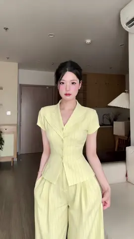 nhạc cuốn quá :)) #setdocongso #thoitrangnu #thoitrangcongso #xuhuong 