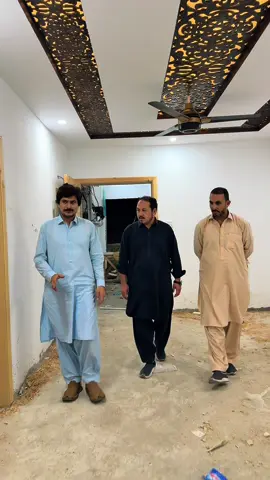 بی ہائٹس (KB Heights) میں نامور اور معزز شخصیات کی آمد ۔ مہمانوں نے کے بی ہائٹس کے لیے بہترین حفاظتی تدابیر اور عالمی معیار کی تعمیر پر اپنے مکمل اطمینان کا اظہار کیا  اور انتظامیہ کی کاوشوں کو بے حد سراہا۔ 🚀www.kbheights.com 📞 0332-7777688 𝗢𝗳𝗳𝗶𝗰𝗲 𝗔𝗱𝗱𝗿𝗲𝘀𝘀: Canal Road, Danish Abad Road, Academy Town, Peshawar۔ . . . . . #KBHeights #Bannu #kbheightspeshawar #RealEstatePakistan   #creatorsearchinsights 