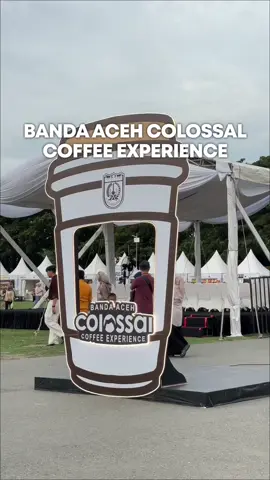 Gimana kalian sudah ke Banda Aceh Colossal di Blang Padang? disini ada banyak banget tenant-tenant perkopian dan umkm yang siap bikin kalian kalap deh 🤩 #acehfoodguide #aceh #Foodie #kulinerbandaaceh #coffeetime