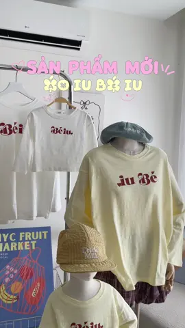 Set áo iu bé iu dài tay nhà Babo Ha lên sóng rồi đây 🥹🤍 Thiết kế đơn giản, dễ mặc với chất thun xước mềm mại, thoải mái, có 2 màu trắng và vàng để ba mẹ dễ lựa chọn. Đặc biệt set có đủ size cho cả ba, mẹ và bé, diện đồ đồng điệu nhìn vừa xinh vừa đáng yêu 🫶🏻 Một set đồ cho những ngày cả nhà muốn mặc giống nhau một chút, đi chơi, đi cà phê hay dạo phố đều hợp nha 💛🤍 #baboha #outfitgiadinh #aothundoi #mevabe #aothunmevabe 
