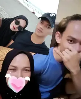 😘😘🥰🧒🧒