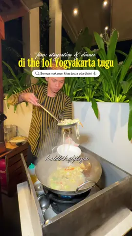 Nggak perlu keliling jogja, di hotel ini semua nya ada! Yesss Taste of Yogyakarta di the 1o1 hotel Yogyakarta tugu setiap hari sabtu yagesyaak  #hoteljogja #the1o1yogyakartatugu #hdagoexplorehotel #dinnerjogja #kulinerjogja 