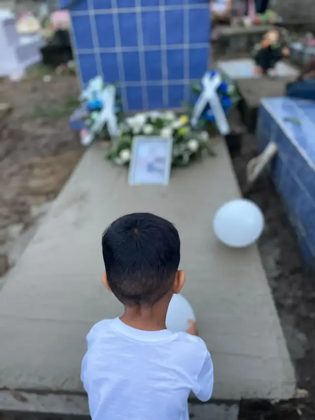 💔💔🕊🤍