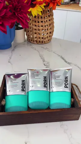 Serum capilar con aplicador de cepillo VTCosmetics Serum capilar, Producto de belleza capilar, Aplicador tipo cepillo, VTCosmetics #tiktokcreatorpicks #DealsForYouDays #CuidadoCapilarCoreano #SerumCapilarCoreano #CuidadoCapilarVTCosmetics - Este serum capilar viene con un aplicador de cepillo integrado que facilita su distribución directa en la zona del cuero cabelludo. Es un producto de consistencia líquida que se aplica realizando masajes suaves con el cepillo para una distribución uniforme del contenido. Lo utilizo en mi rutina de cuidado personal diario para mantener la zona del cuero cabelludo con una sensación de frescura y equilibrio. Es un accesorio muy práctico por su diseño de cepillo dosificador que permite aplicar la cantidad necesaria de forma controlada y sencilla. The information shared is for general purposes and does not replace personalized professional guidance. Offer availability may be subject to a limited time. The price shown may vary depending on promotions or availability.