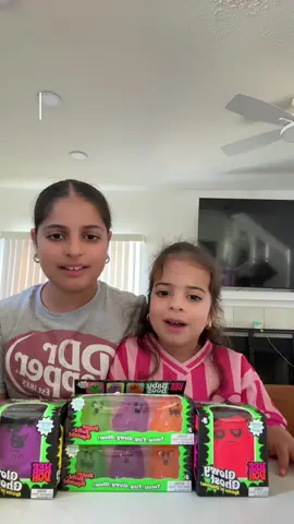 Halloween Needoh Unboxing with Yasmeen & Yara! @NeeDoh Official #unboxingvideo #needoh #squishy #fidgettoys #squishtok 