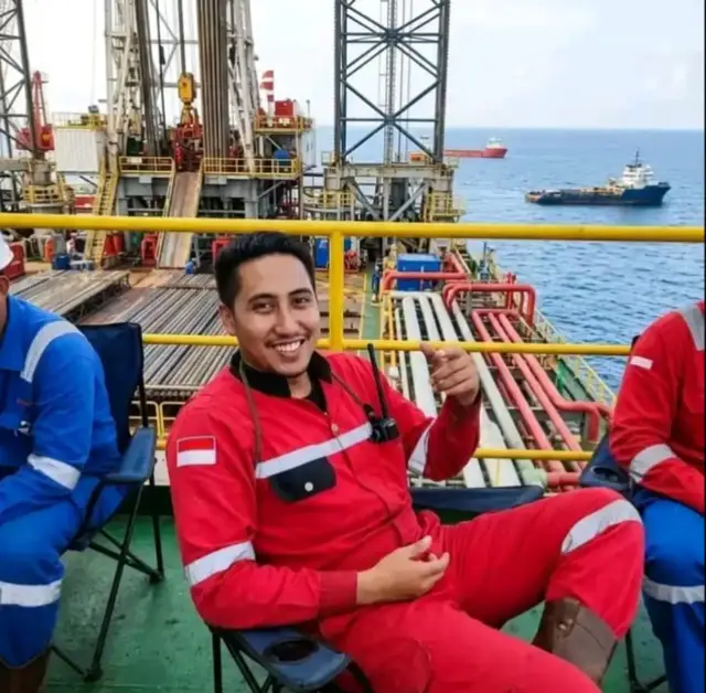 Jangankan wanita baik, wanita rusak pun akan aku ratukan jika memang cukup satu laki-laki🤔