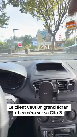 Installation d’un CarPlay 8 core : 6GB de ram + 128GB de mémoire  #clio3 #renault #carplay #pourtoi #camera 
